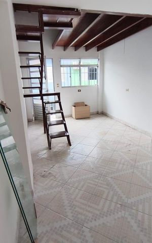 Casa à venda com 103m², 2 quartos e 1 vaga Casa à venda com 103m², 2 quartos e 1 vagaQuarto