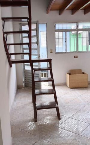 Casa à venda com 103m², 2 quartos e 1 vaga Casa à venda com 103m², 2 quartos e 1 vagaQuarto