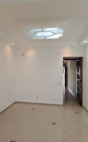 Casa à venda com 103m², 2 quartos e 1 vaga Casa à venda com 103m², 2 quartos e 1 vagaSala