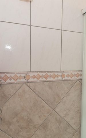 Casa à venda com 180m², 4 quartos e 2 vagas Casa à venda com 180m², 4 quartos e 2 vagasBanheiro casa 2