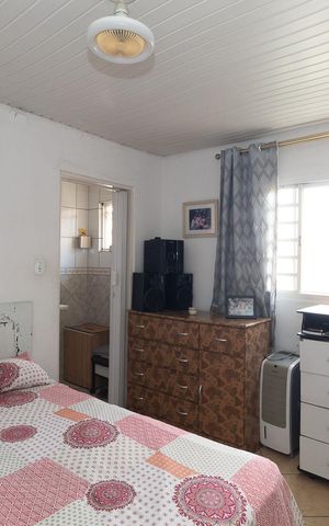 Casa à venda com 180m², 4 quartos e 2 vagas Casa à venda com 180m², 4 quartos e 2 vagasQuarto casa 2