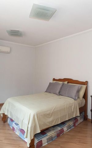 Casa à venda com 180m², 4 quartos e 2 vagas Casa à venda com 180m², 4 quartos e 2 vagasQuarto 2