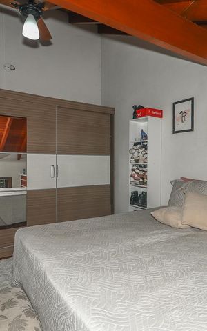 Casa à venda com 226m², 3 quartos e 3 vagasQuarto 3 / Sótão