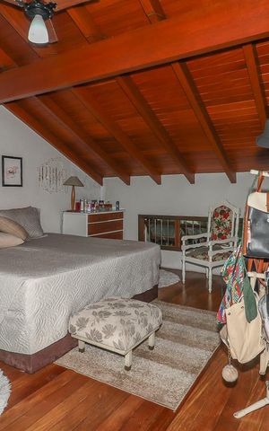 Casa à venda com 226m², 3 quartos e 3 vagasQuarto 3 / Sótão