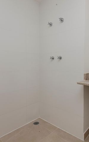 Studio à venda com 22m², 1 quarto e sem vaga Studio à venda com 22m², 1 quarto e sem vagaBanheiro