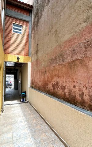 Casa à venda com 300m², 3 quartos e 2 vagas Casa à venda com 300m², 3 quartos e 2 vagasQuintal