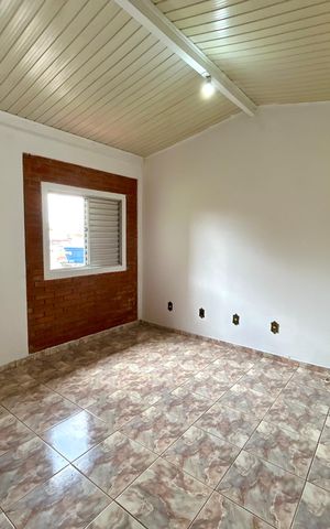 Casa à venda com 300m², 3 quartos e 2 vagas Casa à venda com 300m², 3 quartos e 2 vagasQuarto 2