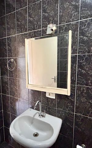 Casa à venda com 300m², 3 quartos e 2 vagas Casa à venda com 300m², 3 quartos e 2 vagasBanheiro 2