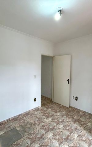Casa à venda com 300m², 3 quartos e 2 vagas Casa à venda com 300m², 3 quartos e 2 vagasQuarto Suíte