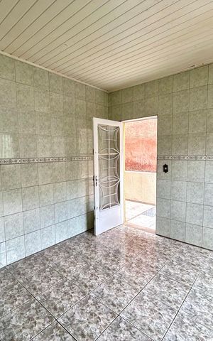 Casa à venda com 300m², 3 quartos e 2 vagas Casa à venda com 300m², 3 quartos e 2 vagasCozinha