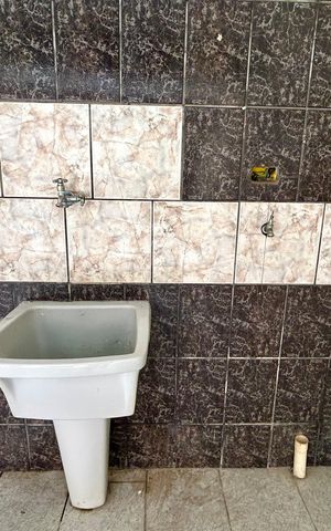 Casa à venda com 300m², 3 quartos e 2 vagas Casa à venda com 300m², 3 quartos e 2 vagasÁrea de Serviço e Churrasqueira