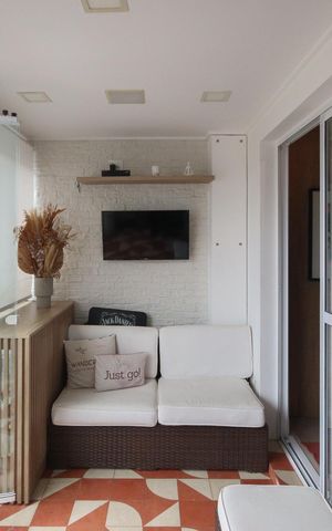 Apartamento à venda com 70m², 2 quartos e 1 vaga Apartamento à venda com 70m², 2 quartos e 1 vagaVaranda