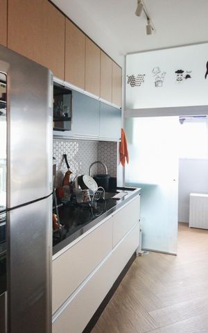 Apartamento à venda com 70m², 2 quartos e 1 vaga Apartamento à venda com 70m², 2 quartos e 1 vagaCozinha e Área de Serviço