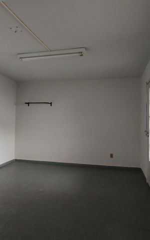Casa à venda com 742m², 3 quartos e NaN vagas Casa à venda com 742m², 3 quartos e NaN vagasEdícula