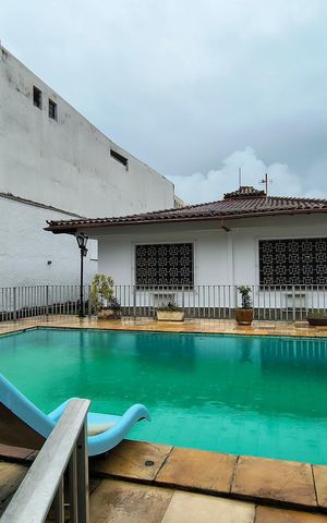 Casa à venda com 742m², 3 quartos e NaN vagas Casa à venda com 742m², 3 quartos e NaN vagasÁrea comum
