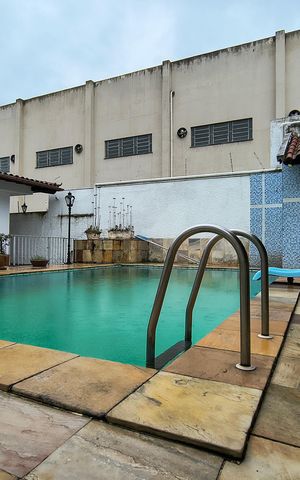 Casa à venda com 742m², 3 quartos e NaN vagas Casa à venda com 742m², 3 quartos e NaN vagasÁrea comum