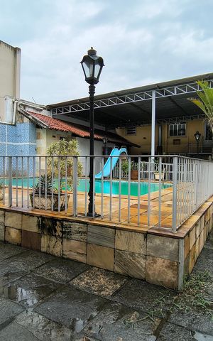 Casa à venda com 742m², 3 quartos e NaN vagas Casa à venda com 742m², 3 quartos e NaN vagasÁrea comum