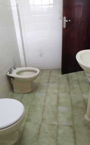 Casa à venda com 742m², 3 quartos e NaN vagas Casa à venda com 742m², 3 quartos e NaN vagasEdícula