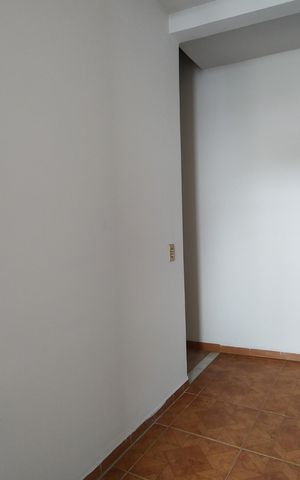 Casa à venda com 742m², 3 quartos e NaN vagas Casa à venda com 742m², 3 quartos e NaN vagasEdícula