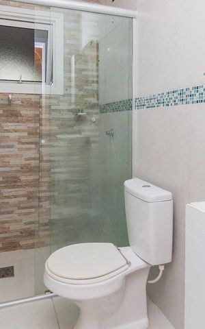 Casa de condomínio à venda com 98m², 2 quartos e 1 vaga Casa de condomínio à venda com 98m², 2 quartos e 1 vagaBanheiro