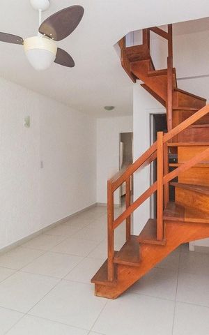 Casa de condomínio à venda com 98m², 2 quartos e 1 vaga Casa de condomínio à venda com 98m², 2 quartos e 1 vagaSala