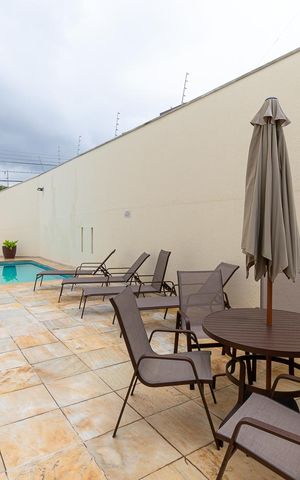 Casa de condomínio à venda com 112m², 3 quartos e 3 vagas Casa de condomínio à venda com 112m², 3 quartos e 3 vagasÁrea comum - Piscina