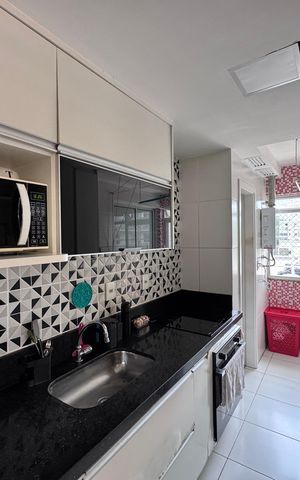 Apartamento à venda com 87m², 3 quartos e 2 vagas Apartamento à venda com 87m², 3 quartos e 2 vagasCozinha e Área de Serviço