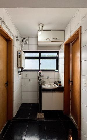 Apartamento à venda com 111m², 3 quartos e 2 vagas Apartamento à venda com 111m², 3 quartos e 2 vagasÁrea de serviço