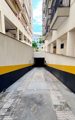 Apartamento à venda com 111m², 3 quartos e 2 vagas Apartamento à venda com 111m², 3 quartos e 2 vagasGaragem