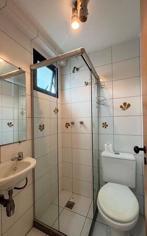 Apartamento à venda com 111m², 3 quartos e 2 vagas Apartamento à venda com 111m², 3 quartos e 2 vagasÁrea de serviço - banheiro