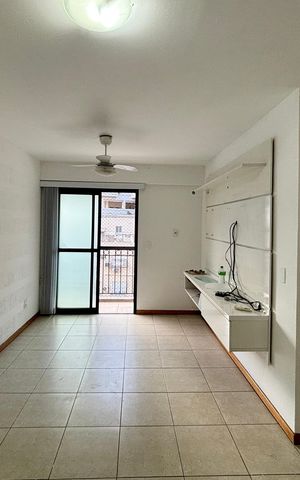 Apartamento à venda com 111m², 3 quartos e 2 vagas Apartamento à venda com 111m², 3 quartos e 2 vagasSala