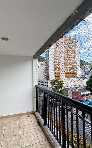 Apartamento à venda com 111m², 3 quartos e 2 vagas Apartamento à venda com 111m², 3 quartos e 2 vagasQuarto 3 - varanda