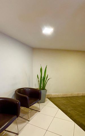 Apartamento à venda com 111m², 3 quartos e 2 vagas Apartamento à venda com 111m², 3 quartos e 2 vagasPortaria