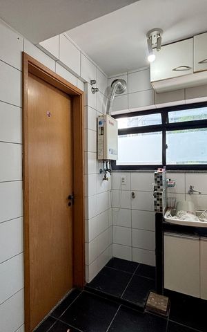 Apartamento à venda com 111m², 3 quartos e 2 vagas Apartamento à venda com 111m², 3 quartos e 2 vagasÁrea de serviço