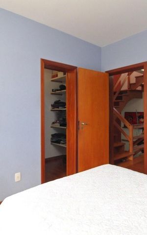 Casa à venda com 160m², 3 quartos e 2 vagas Casa à venda com 160m², 3 quartos e 2 vagasSuíte