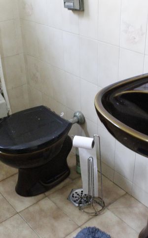Casa de condomínio à venda com 600m², 6 quartos e 2 vagasLavabo