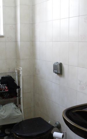Casa de condomínio à venda com 600m², 6 quartos e 2 vagasLavabo