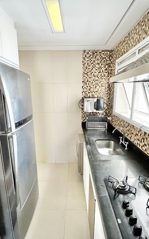 Apartamento à venda com 110m², 3 quartos e 2 vagas Apartamento à venda com 110m², 3 quartos e 2 vagasCozinha