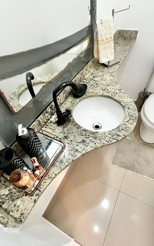 Apartamento à venda com 110m², 3 quartos e 2 vagas Apartamento à venda com 110m², 3 quartos e 2 vagasLavabo
