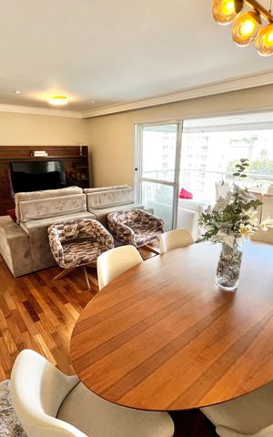Apartamento à venda com 110m², 3 quartos e 2 vagas Apartamento à venda com 110m², 3 quartos e 2 vagasSala