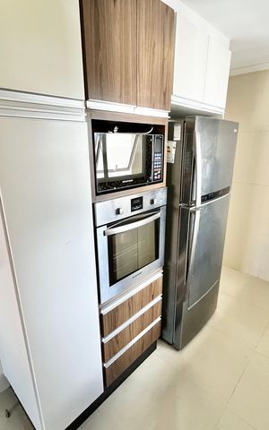 Apartamento à venda com 110m², 3 quartos e 2 vagas Apartamento à venda com 110m², 3 quartos e 2 vagasCozinha