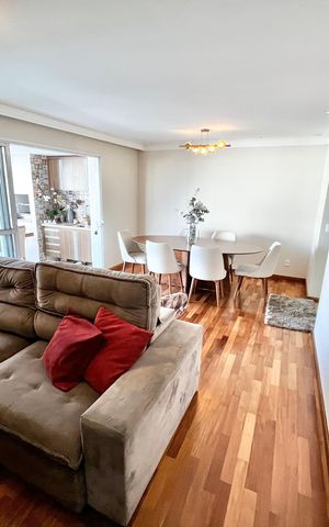 Apartamento à venda com 110m², 3 quartos e 2 vagas Apartamento à venda com 110m², 3 quartos e 2 vagasSala