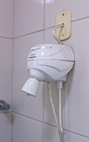 Apartamento à venda com 80m², 2 quartos e 1 vaga Apartamento à venda com 80m², 2 quartos e 1 vagaBanheiro