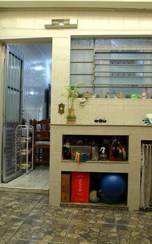 Casa à venda com 98m², 2 quartos e 1 vagaÁrea de Serviço