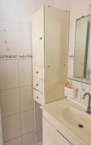 Apartamento à venda com 145m², 2 quartos e 1 vaga Apartamento à venda com 145m², 2 quartos e 1 vagaBanheiro 2