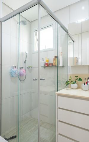 Apartamento à venda com 127m², 4 quartos e 3 vagas Apartamento à venda com 127m², 4 quartos e 3 vagasBanheiro da Suíte