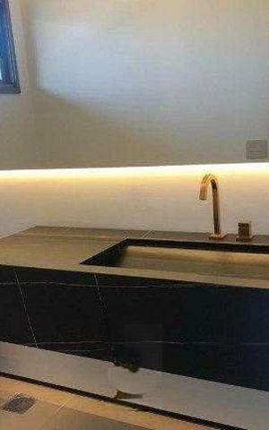 Casa de condomínio à venda com 365m², 3 quartos e 4 vagas