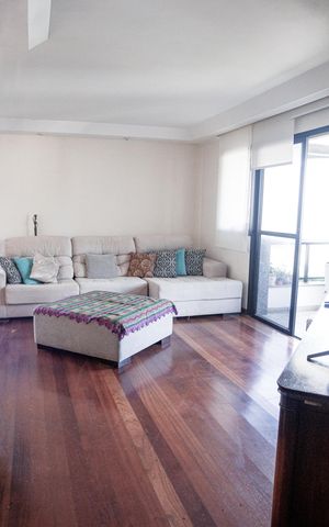 Apartamento para alugar com 101m², 3 quartos e 2 vagas Apartamento para alugar com 101m², 3 quartos e 2 vagasSala de estar