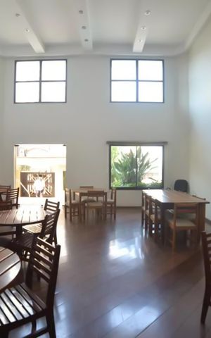 Apartamento para alugar com 340m², 3 quartos e 3 vagas Apartamento para alugar com 340m², 3 quartos e 3 vagasÁrea comum - Salão de festas