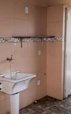 Casa para alugar com 1000m², 8 quartos e 7 vagas Casa para alugar com 1000m², 8 quartos e 7 vagasÁrea de Serviço